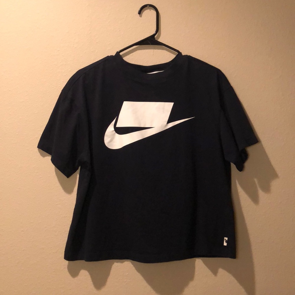 Womens Nike Shirt